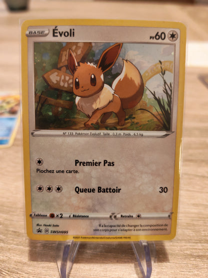 Lot de 2 cartes : Evoli SWSH095 et Voltali SWSH094 - cartes promotionnelles - Pokémon français